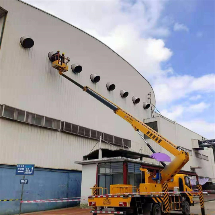 都昌县高空作业车出租服务：专业广告牌安装解决方案