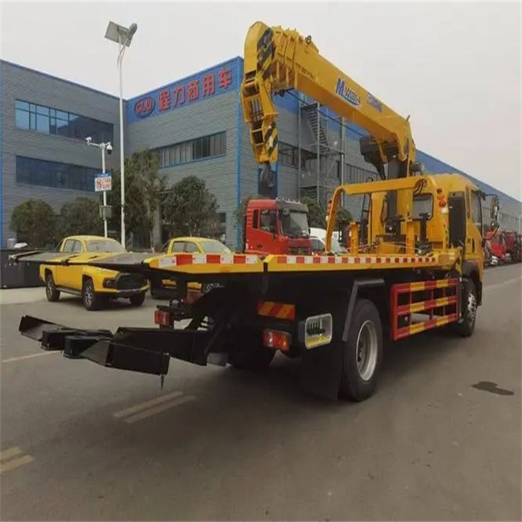 都昌县附近小随车吊出租电话，轻松解决搬运烦恼